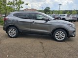 Used 2022 Nissan Rogue Sport SV image 3