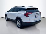 Used 2022 GMC Terrain SLE w/ Driver Convenience Package image 4