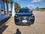 Used 2024 Nissan Rogue SV image 2