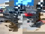 Used 2018 Chevrolet Equinox LT image 2