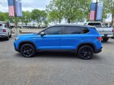 Used 2024 Volkswagen Taos SE w/ Panoramic Sunroof Package image 3