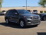 Used 2020 Ford Explorer XLT image 2