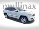 Used 2011 Jeep Grand Cherokee Laredo image 1