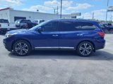 Used 2020 Nissan Pathfinder Platinum image 3