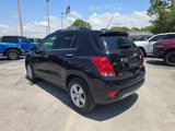 Used 2019 Chevrolet Trax LT w/ LT Convenience Package image 4