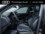Used 2024 Audi Q5 e Premium w/ Convenience Package image 5