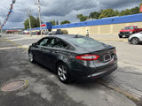 Used 2016 Ford Fusion SE w/ Equipment Group 201A image 4