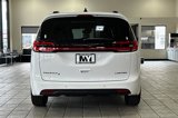 New 2025 Chrysler Pacifica Limited image 5