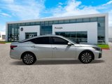 Used 2023 Nissan Altima 2.5 SV w/ SV Premium Package image 5