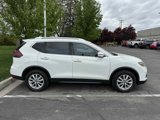 Used 2020 Nissan Rogue SV image 4