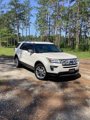 Used 2019 Ford Explorer XLT image 3