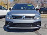Used 2020 Volkswagen Tiguan SE R-Line image 2