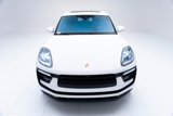 Certified 2022 Porsche Macan image 6