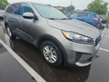 Used 2019 Kia Sorento LX image 2