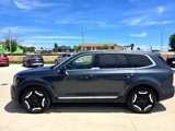 Used 2023 Kia Telluride EX image 2