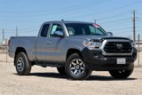 Used 2019 Toyota Tacoma SR image 2