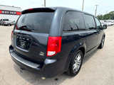 Used 2014 Dodge Grand Caravan R/T image 3