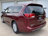 Used 2020 Chrysler Pacifica Touring w/ Advanced Safetytec Group image 5