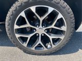 Used 2015 Chevrolet Suburban LTZ image 6