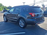 Used 2017 Ford Explorer XLT w/ Equipment Group 202A image 4