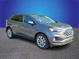 Used 2022 Ford Edge Titanium image 3