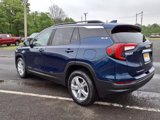 Used 2022 GMC Terrain SLE w/ Driver Convenience Package image 4