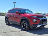 Used 2021 Chevrolet TrailBlazer LT w/ Convenience Package image 2