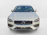 Used 2019 Volvo S60 T6 Momentum w/ Premium Package image 2