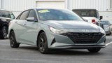 Used 2022 Hyundai Elantra SEL image 2