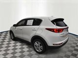 Used 2019 Kia Sportage LX image 2