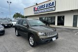 Used 2015 Jeep Compass Latitude image 2