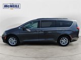 Used 2022 Chrysler Pacifica Touring-L image 2