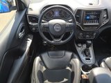 Used 2020 Jeep Cherokee Trailhawk image 3