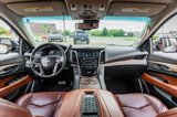 Used 2016 Cadillac Escalade Luxury image 2