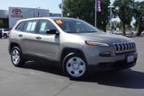 Used 2017 Jeep Cherokee Sport image 6