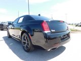 Used 2023 Chrysler 300 Touring L image 3