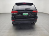 Used 2018 Jeep Grand Cherokee Laredo image 6