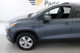 Used 2022 Chevrolet Trax LT w/ LT Convenience Package image 4