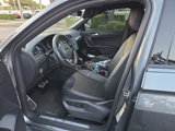 Used 2020 Volkswagen Tiguan SE R-Line image 3