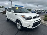 Used 2019 Kia Soul + image 3