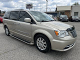 Used 2016 Chrysler Town & Country Touring w/ Driver Convenience Group image 3