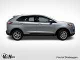 Used 2022 Ford Edge SEL w/ Convenience Package image 2