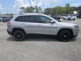 Used 2021 Jeep Cherokee Latitude image 3
