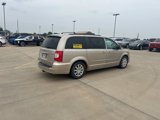 Used 2013 Chrysler Town & Country Touring image 3