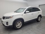 Used 2015 Kia Sorento LX image 2