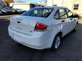 Used 2010 Ford Focus SE image 3