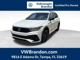 Used 2022 Volkswagen Tiguan SE R-Line image 1