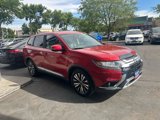 Used 2019 Mitsubishi Outlander SE image 2