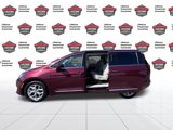 Used 2018 Chrysler Pacifica Touring-L Plus w/ Tire & Wheel Group image 3