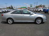 Used 2013 Toyota Camry XLE w/ Leather Pkg image 2